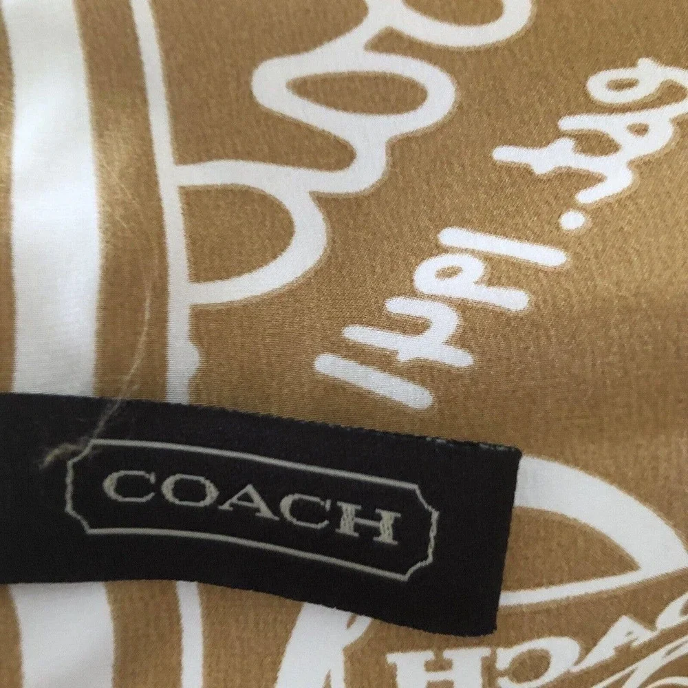 Coach scarf gold carriage pattern 100% silk 27×150 cm Used Japan